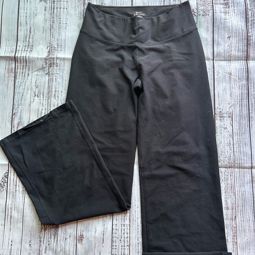 Black Nike Dri Fit Yoga Pants